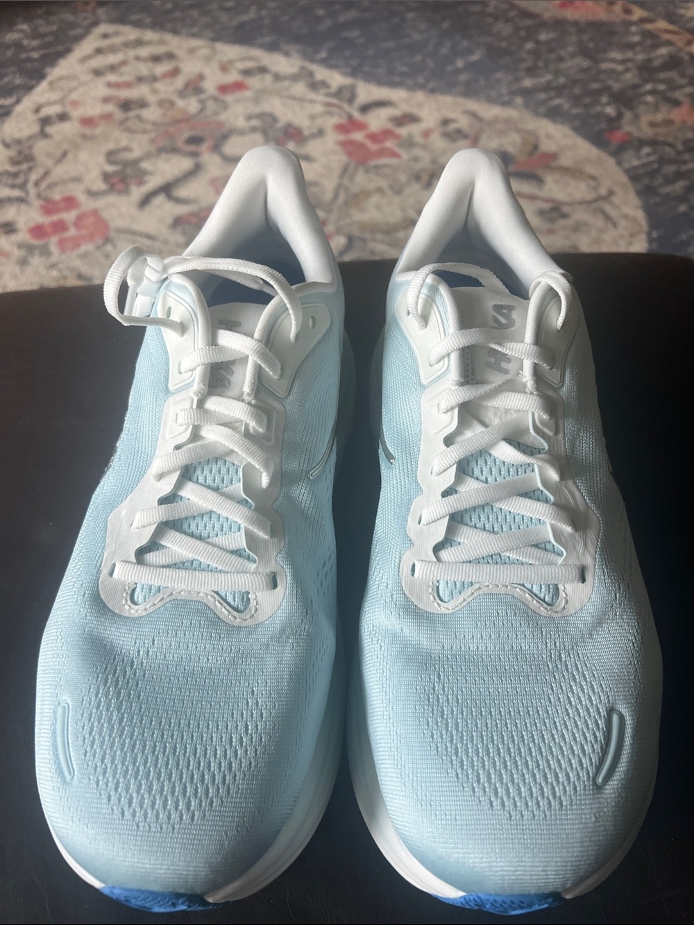 Hoka Clifton 11
